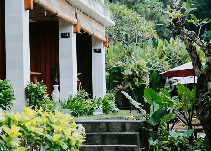 Sanubari Hotel 4*